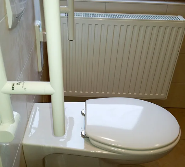 Barrierefreies Badezimmer der Firma Jähn + Quensell GbR